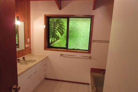 Photo of property in 38 Archers Road, Glenfield, Auckland, 0629