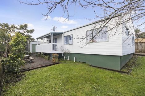 Photo of property in 1/62 Savoy Road, Glen Eden, Auckland, 0602