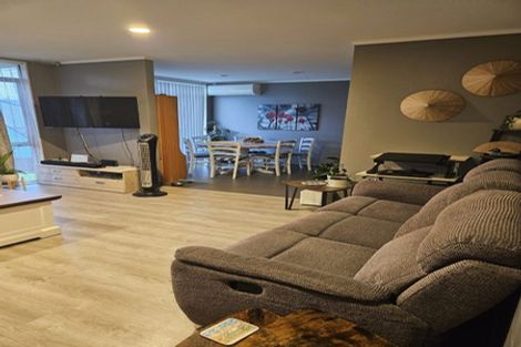 Photo of property in 11/3 Erewhon Place, Birkdale, Auckland, 0626