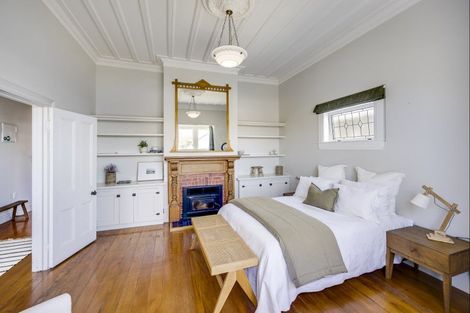 Photo of property in 14 Hall Street, Napier South, Napier, 4110