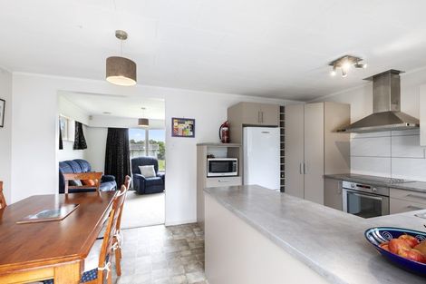 Photo of property in 16 Otira Grove, Kelson, Lower Hutt, 5010