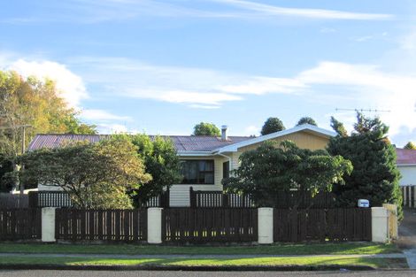 Photo of property in 8 Papanui Street, Tokoroa, 3420