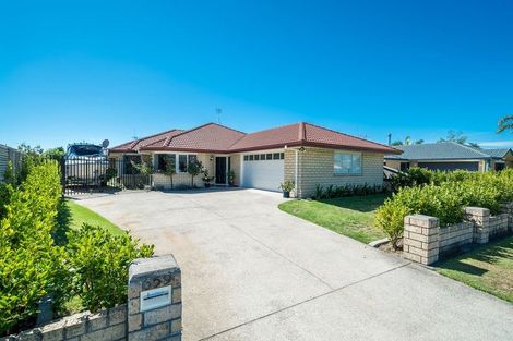 Photo of property in 659 Gloucester Road, Papamoa Beach, Papamoa, 3118