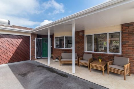 Photo of property in 64 Kapanui Road, Waikanae, 5036