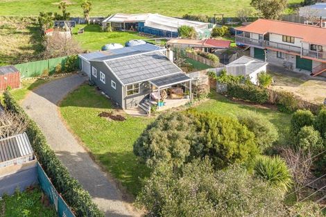 Photo of property in 1929 Parewanui Road, Parewanui, Bulls, 4894