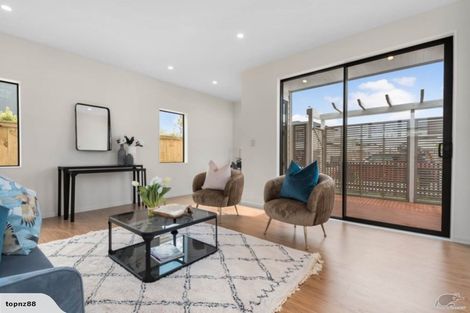 Photo of property in 10 Myland Drive, Hobsonville, Auckland, 0616