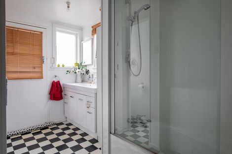 Photo of property in 10 Hazlett Street, Clyde, 9330