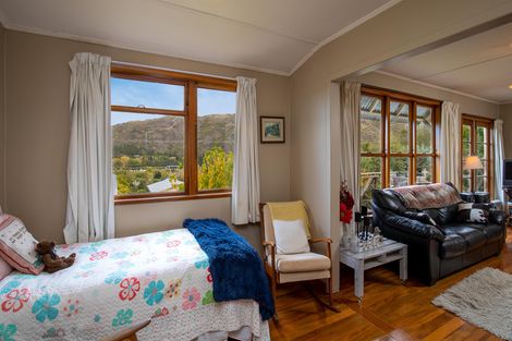 Photo of property in 10 Hazlett Street, Clyde, 9330