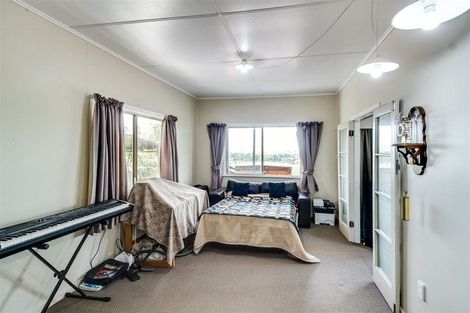 Photo of property in 4 Windsor Road, Waipawa, 4210