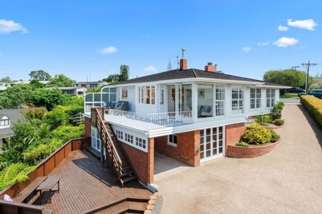 Photo of property in 3 Elizabeth Place, Mairangi Bay, Auckland, 0630