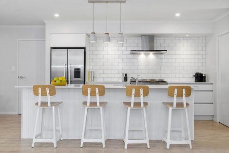 Photo of property in 24 Penetaka Heights, Pyes Pa, Tauranga, 3112