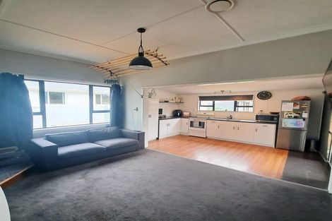 Photo of property in 7 Manse Street, Clinton, 9534