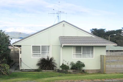 Photo of property in 30 Babbacombe Avenue, Otaki Beach, Otaki, 5512