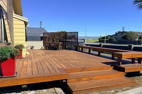 Photo of property in 2 Jamieson Road, Karoro, Greymouth, 7805