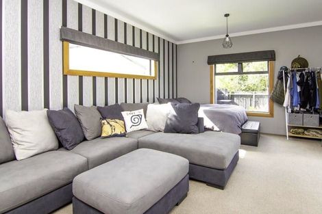 Photo of property in 12 Napier Road, Terrace End, Palmerston North, 4410