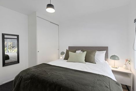 Photo of property in 277 Queens Drive, Lyall Bay, Wellington, 6022