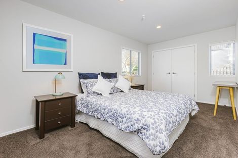 Photo of property in 316 Hill Road, The Gardens, Auckland, 2105