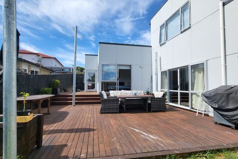 Photo of property in 12 Vino Cina Heights, Ranui, Auckland, 0612