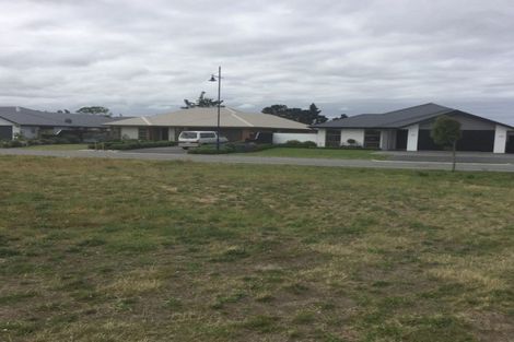 Photo of property in 6 Kahuraki Drive, Pegasus, 7612