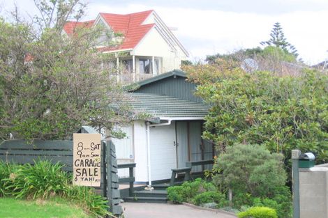 Photo of property in 6a Tahi Road, Paraparaumu Beach, Paraparaumu, 5032