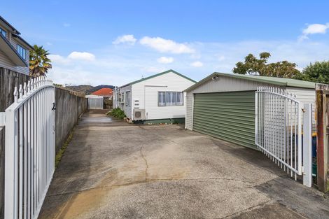 Photo of property in 1/62 Savoy Road, Glen Eden, Auckland, 0602
