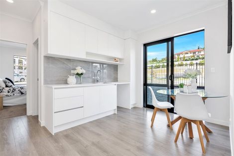 Photo of property in 19 Aklander Rise, Flat Bush, Auckland, 2019