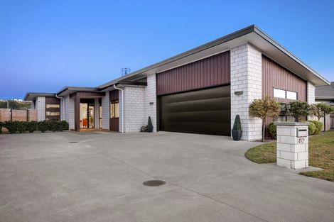 Photo of property in 82 Awataha Crescent, Pyes Pa, Tauranga, 3110