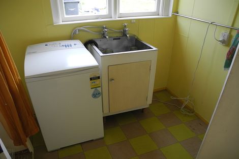 Photo of property in 56 Rhodes Street, Waimate, 7924