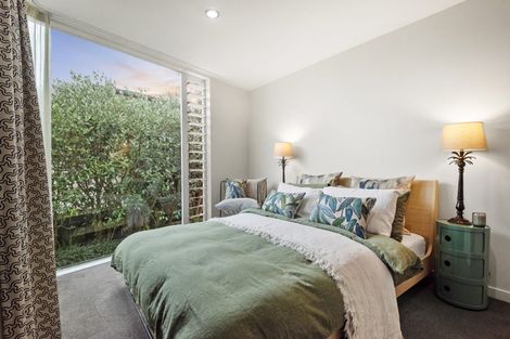 Photo of property in 42 Bayview Road, Browns Bay, Auckland, 0630