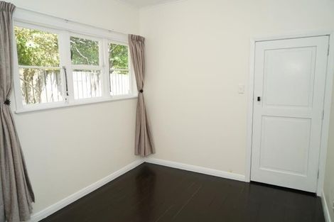 Photo of property in 56 Sunshine Avenue, Karori, Wellington, 6012