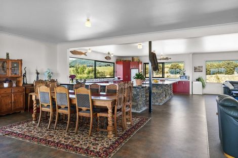 Photo of property in 1937 Lake Ferry Road, Pirinoa, Featherston, 5772