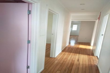 Photo of property in 165 Don Buck Road, Massey, Auckland, 0614