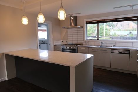 Photo of property in 53 Centaurus Road, Cashmere, Christchurch, 8022