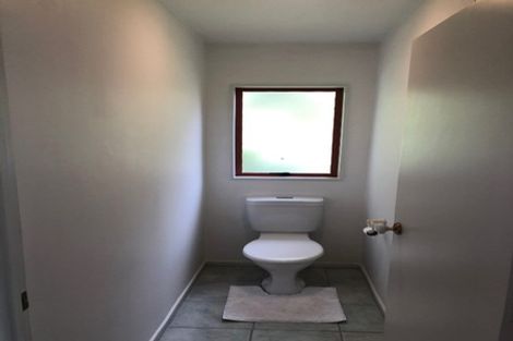 Photo of property in 3/51 Archers Road, Hillcrest, Auckland, 0629