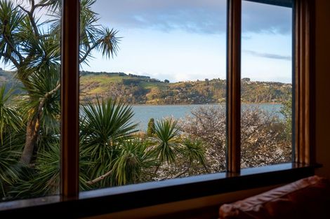 Photo of property in 74 Manapouri Street, Ravensbourne, Dunedin, 9022