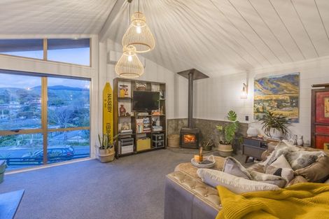 Photo of property in 19 Renown Road, Raumati South, Paraparaumu, 5032