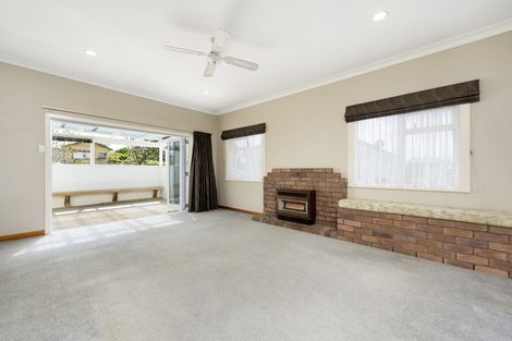 Photo of property in 40 Oxford Street, Te Puke, 3119