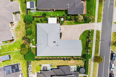 Photo of property in 27 Parlane Drive, Huapai, Kumeu, 0810