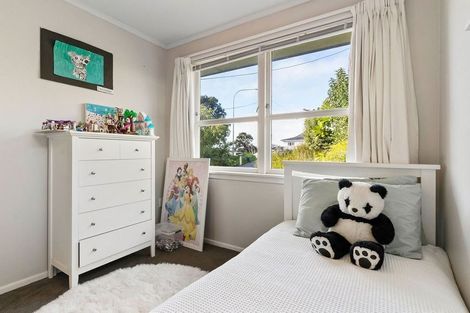 Photo of property in 1/67 Manuka Road, Bayview, Auckland, 0629