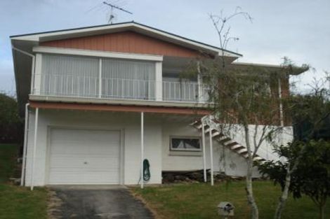 Photo of property in 9 Beswick Place, Birkdale, Auckland, 0626