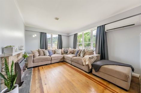 Photo of property in 35 Rimutaka Street, Trentham, Upper Hutt, 5018