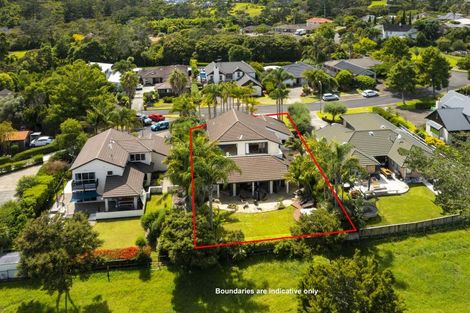 Photo of property in 8 Monkton Close, Greenhithe, Auckland, 0632