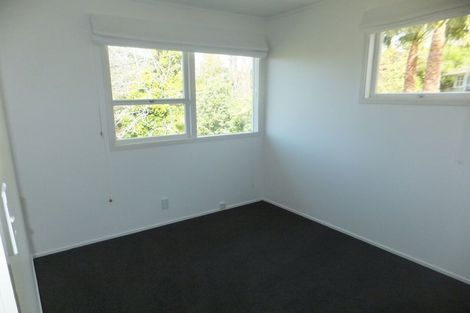 Photo of property in 46 Deuxberry Avenue, Northcote, Auckland, 0627