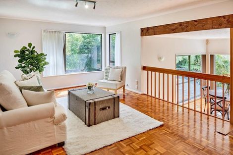 Photo of property in 51 Peterhouse Street, Tawa, Wellington, 5028