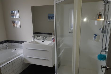 Photo of property in 69 Magellan Rise, Flagstaff, Hamilton, 3210