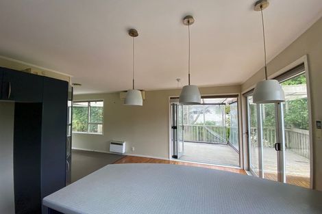Photo of property in 10 Airey Place, Torbay, Auckland, 0630