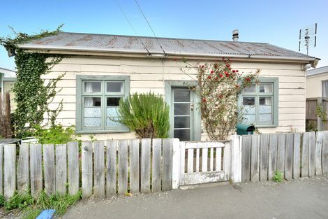 Photo of property in 15 Osmond Street, South Dunedin, Dunedin, 9012