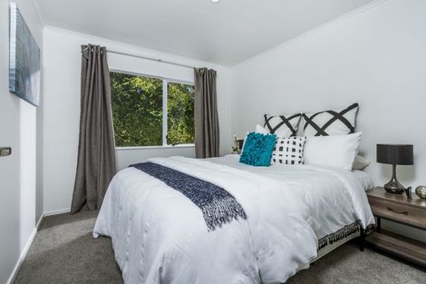 Photo of property in 2/266 Forrest Hill Road, Forrest Hill, Auckland, 0620