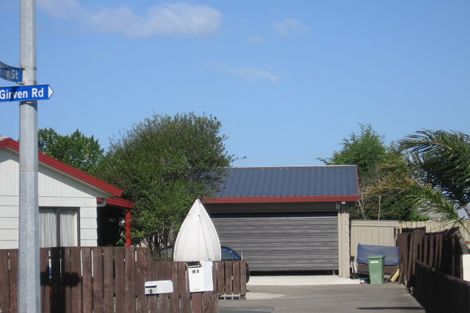 Photo of property in 86a Girven Road, Mount Maunganui, 3116