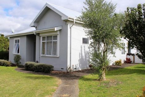 Photo of property in 25 Ruahine Street, Dannevirke, 4930